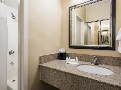 Courtyard Chicago O'hare Hotel 3*